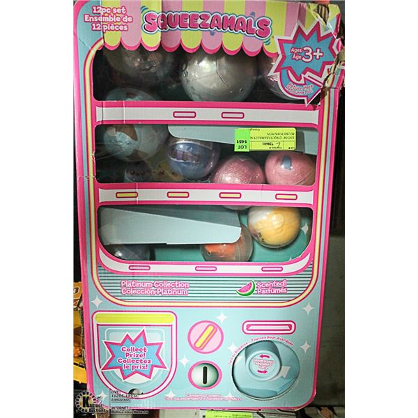 LOT OF 12 SQUEEZAMALLS SCENTED PLUSH TOYS PETS