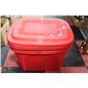 Image 1 : BUNDLE OF 4 RED TUF STORE STORAGE TOTES WITH LIDS