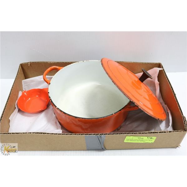 VINTAGE LEVCOWARE CAST IRON 2-QT ORANGE POT WITH