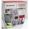 Image 1 : BROOKSTONE HEATED THROW 50" X 60" 4 HEAT SETTING
