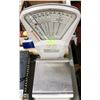 Image 1 : PITNEY BOWES POSTAL SCALE-VINTAGE