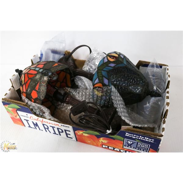 PAIR OF TIFFANY STYLE MINI TABLE LAMPS