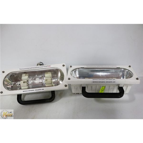 2 ROM CORPORATION KR-31 12-24 VOLT LIGHTS