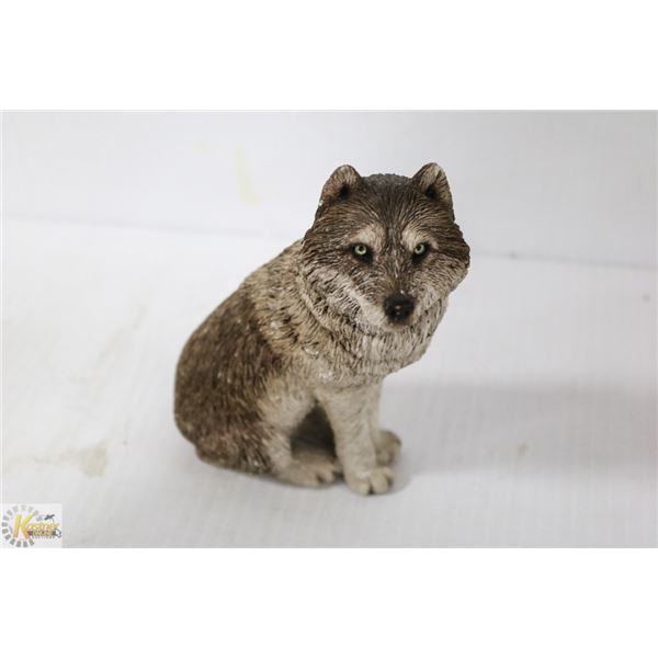 SANDICAST # 501 WOLF SCULPTURE BY SANDRA BRUE