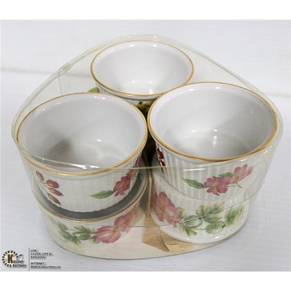 CONTAINER OF 6 ROYAL WORCHESTER FINE PORCELAIN