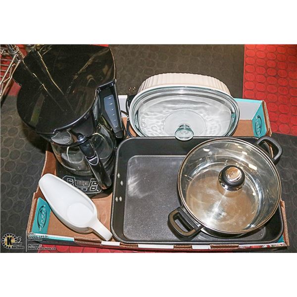 FLAT OF KITCHENWARE ITEMS INCL. BLACK & DECKER
