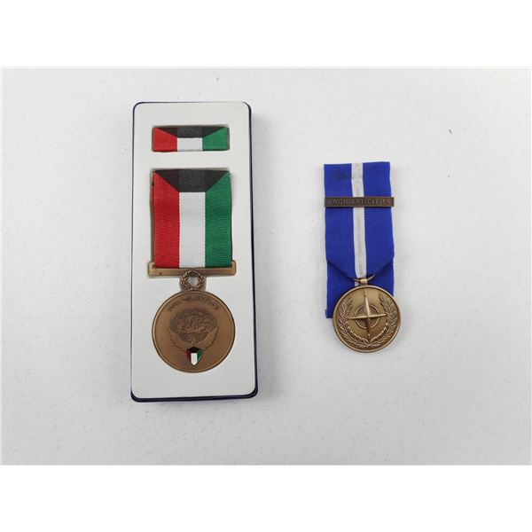 PAIR OF MILITARY MEDALS