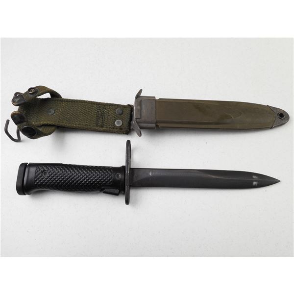 US M14 BAYONET WITH SCABBARD