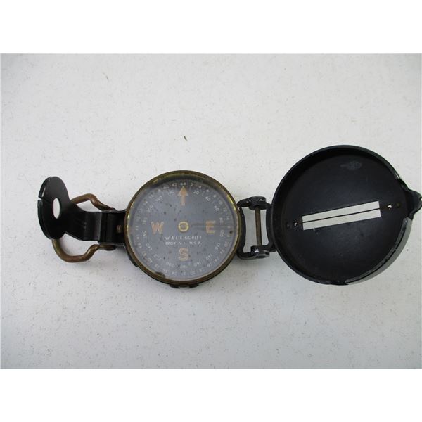 WWII US MILITARY COMPASS