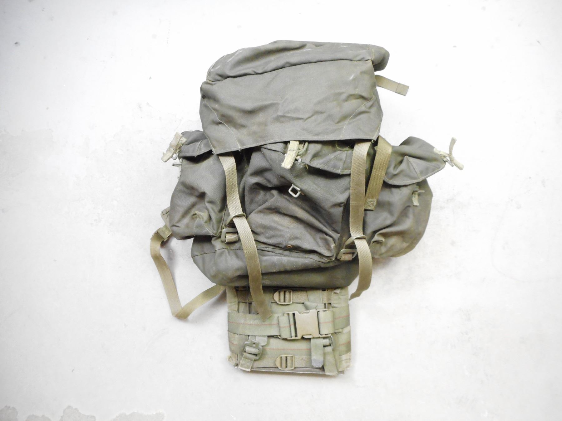 CANADIAN MILITARY 82 PATTERN RUCK SACK