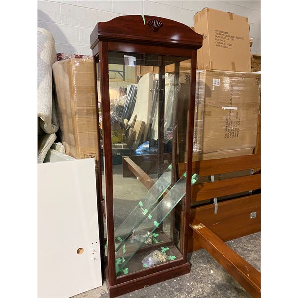 Display Cabinet side glass and hardware is with it needs to be put in