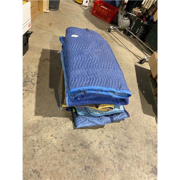 7 moving blankets