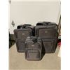 Image 1 : Eddie Bauer 3 Piece Suite case set