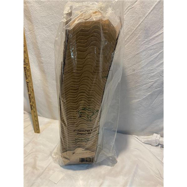 Earth Pack to go containers