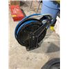 Image 1 : Air hose and reel