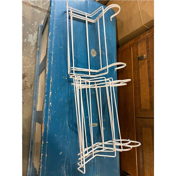 5 Hanging planter holders