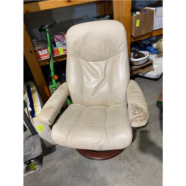 2 stress less chairs and two ottomans have ware