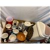 Image 1 : Lot Starbucks mugs, garbage can and other items