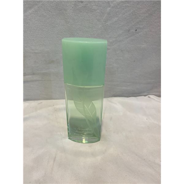 Elizabeth Arden Perfume open