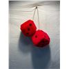 Image 1 : Fuzzy dice