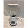 Image 1 : Oster blender