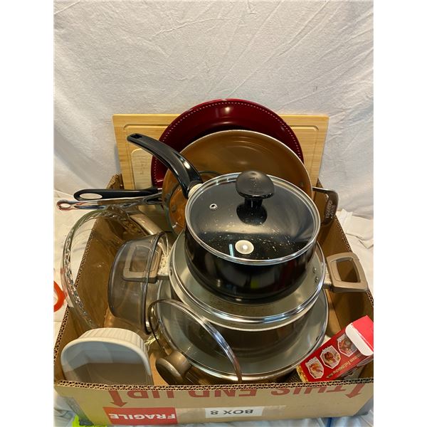 Lot pots and pans baking ect