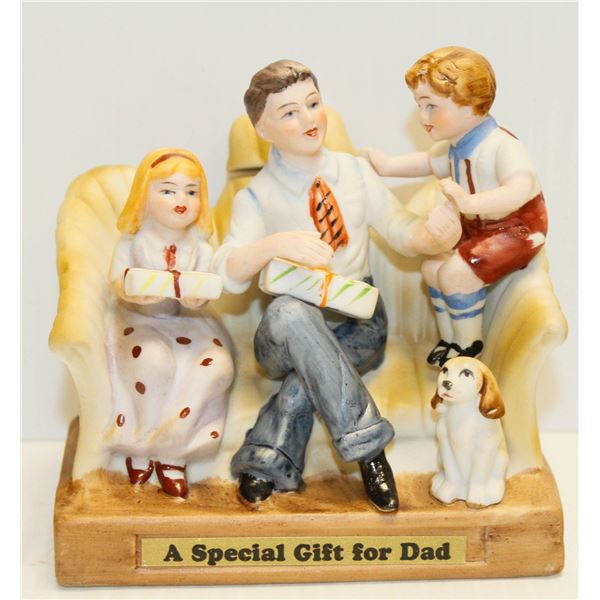 DADS GIFT DECANTER WHISKY 50ML 80% 1979