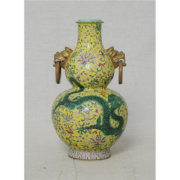 qianlong mark famille rose double ear double gourd vase