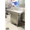 Image 3 : BUTCHER BOY MEAT GRINDER W/ S/S HOPPER