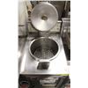 Image 2 : WINSTON 8000 COLLECTMATIC PRESSURE FRYER /W BASKET