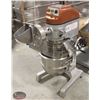 Image 2 : 30QT SPAR DOUGH MIXER W/ BOWL & ATTACHMENTS