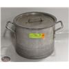 Image 1 : 8QT HEAVY COMMERCIAL POT W/ LID