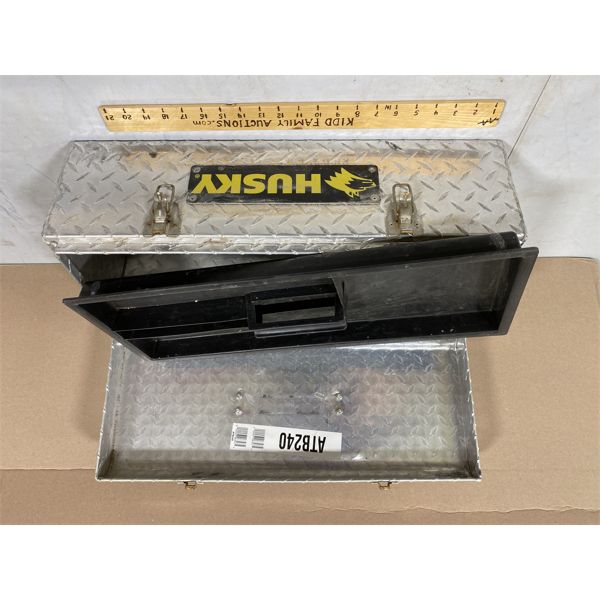 HUSKY CHECKER PLATE TOOL BOX