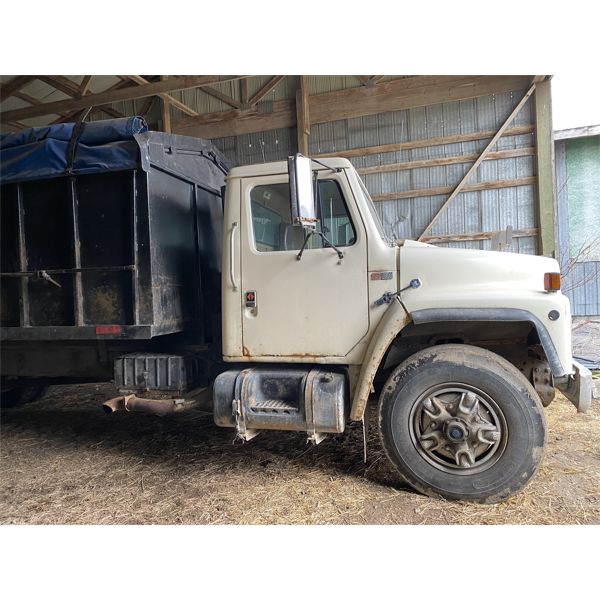 '87 INTERNATIONAL 1900 S-LINE TRUCK