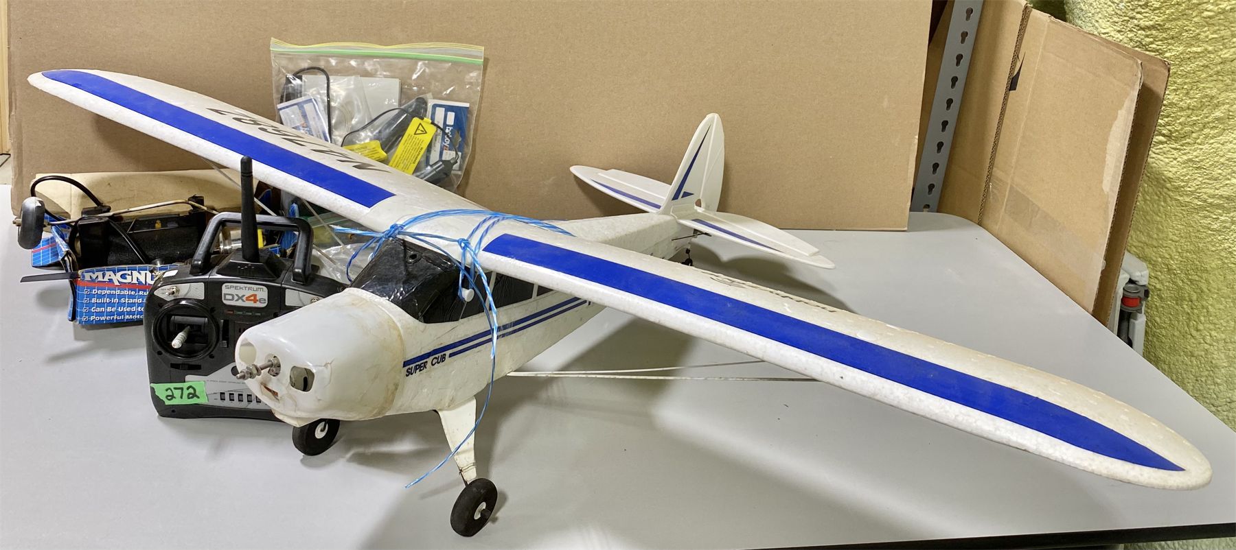 SPECTRUM REMOTE CONTROL AIRPLANE W/ 48" WING SPAN INCLUDES EXTRA PARTS