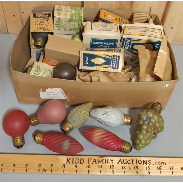 QTY OF VINTAGE COLOURED LIGHTBULBS