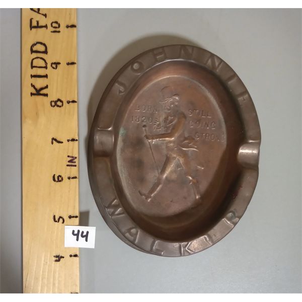 JOHNNY WALKER METAL ASH TRAY