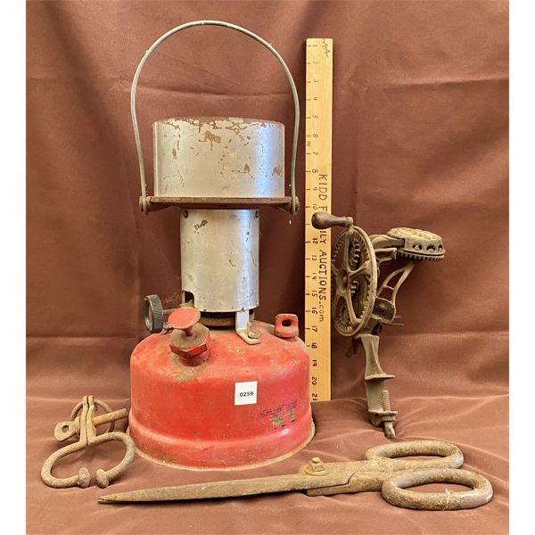 JOB LOT - LANTERN, APPLE PEELER, SHEARS