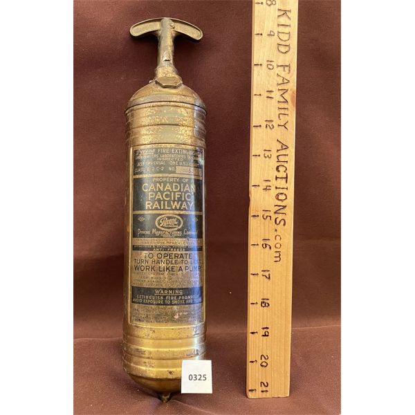 CANADIAN PACIFIC RAILWAY - BRASS FIRE EXTINGUISHER 