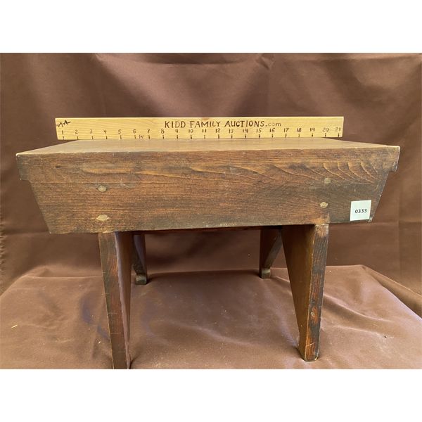 WOODEN FOOT STOOL