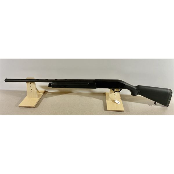 AKKAR CHURCHILL MODEL 12 GA