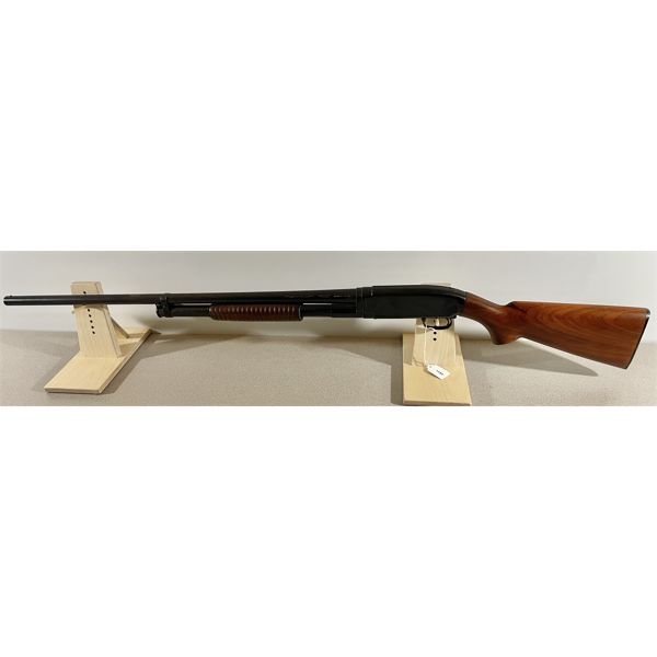 WINCHESTER MODEL 12 IN 12 GA