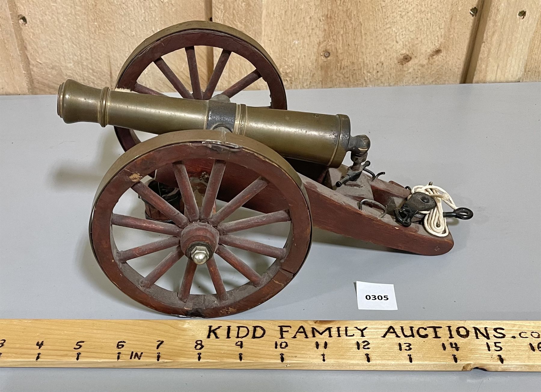 WORKING SCALE MODEL MINIATURE CANNON APPROX 1 2 BORE 7 1 2 BARREL working-scale-model-miniature-cannon-approx-1-2-bore-7-1-2-barrel