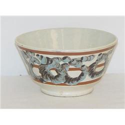 5 1/2" MOCHA WARE PEARLWARE BOWL W/ EARTHWORM