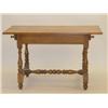 Image 2 : WALLACE NUTTING PA STYLE TAVERN TABLE - MAPLE