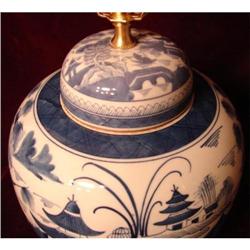 BLUE CANTON CHINESE EXPORT TABLE LAMP #1607503