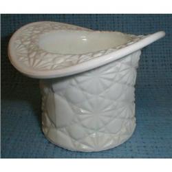 LARGE ANTIQUE DAISY & BUTTON PATTERN MILK GLASS#1607998