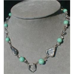 Czech CRYSTAL Necklace GREEN Beads - VINTAGE #1608652