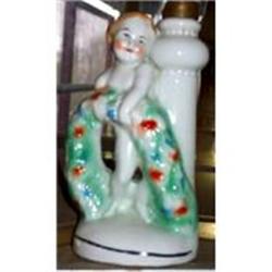 Lamp Child Holding Race Wreath Porcelain  #1609895