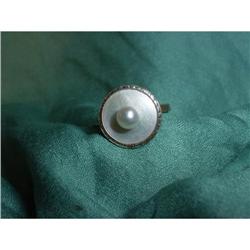 8  ct. White Gold Ring with Mother of Pearl & #1610512